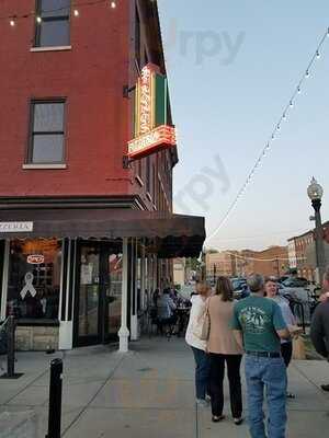 Strong's Brick Oven Pizzeria