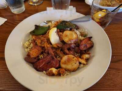 Hazelwood Food And Drink-tonka Bay