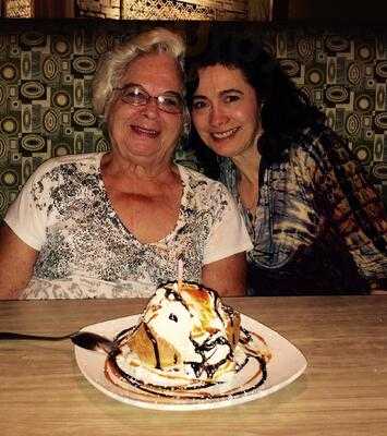 Hazelwood Food And Drink-tonka Bay