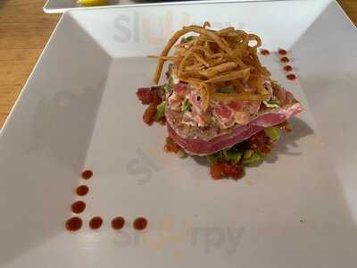 Get Hooked Bar & Grill