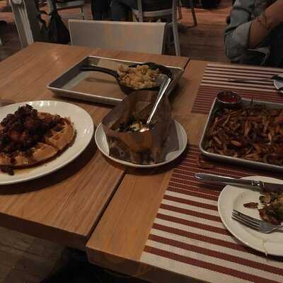 Social Kitchen & Bar