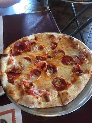 Gianni's Pizza - Hudson, Fl (no Other Locations)