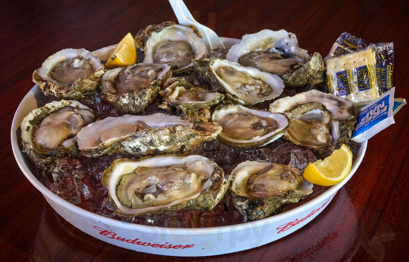 Skinnys Bar And Grill