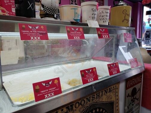 Hillbilly Bakeshop And Icecream And Creamery