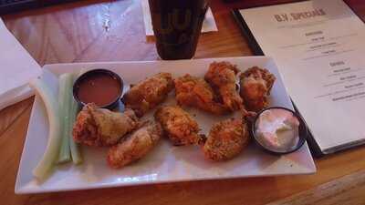 Buona Vita Bar And Grille