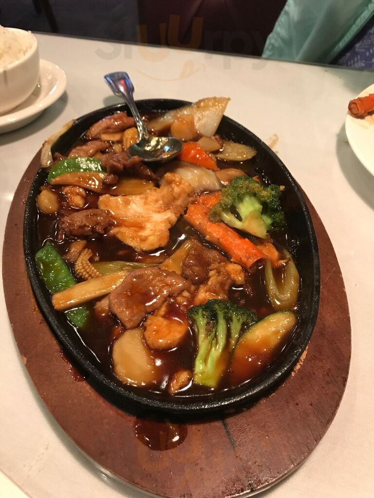 J's Asian Cafe