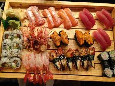 Hana Japanese Bistro