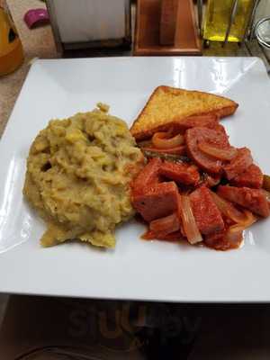 Mama Elena's Restaurant