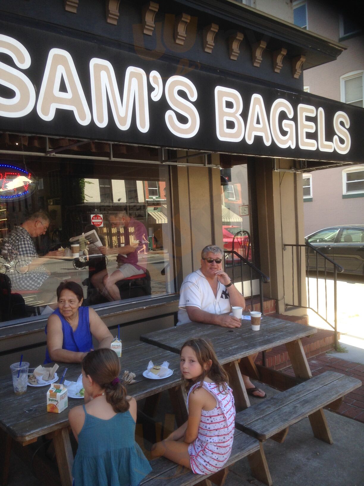 Sam's Bagels