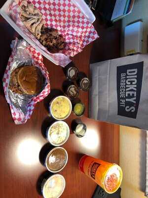 Dickey's Barbecue Pit