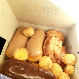 Tulare Donuts