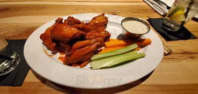 77 Restaurant & Lounge