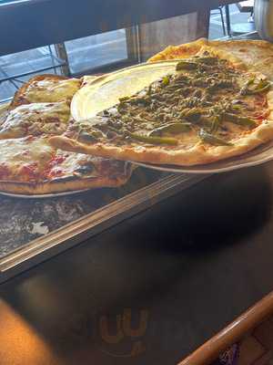 Martello's Pizzeria & Italian Restauant