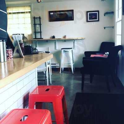 Precision Pours - A Coffee House