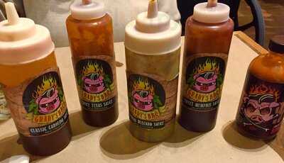 The Fishin' Pig - Waynesboro