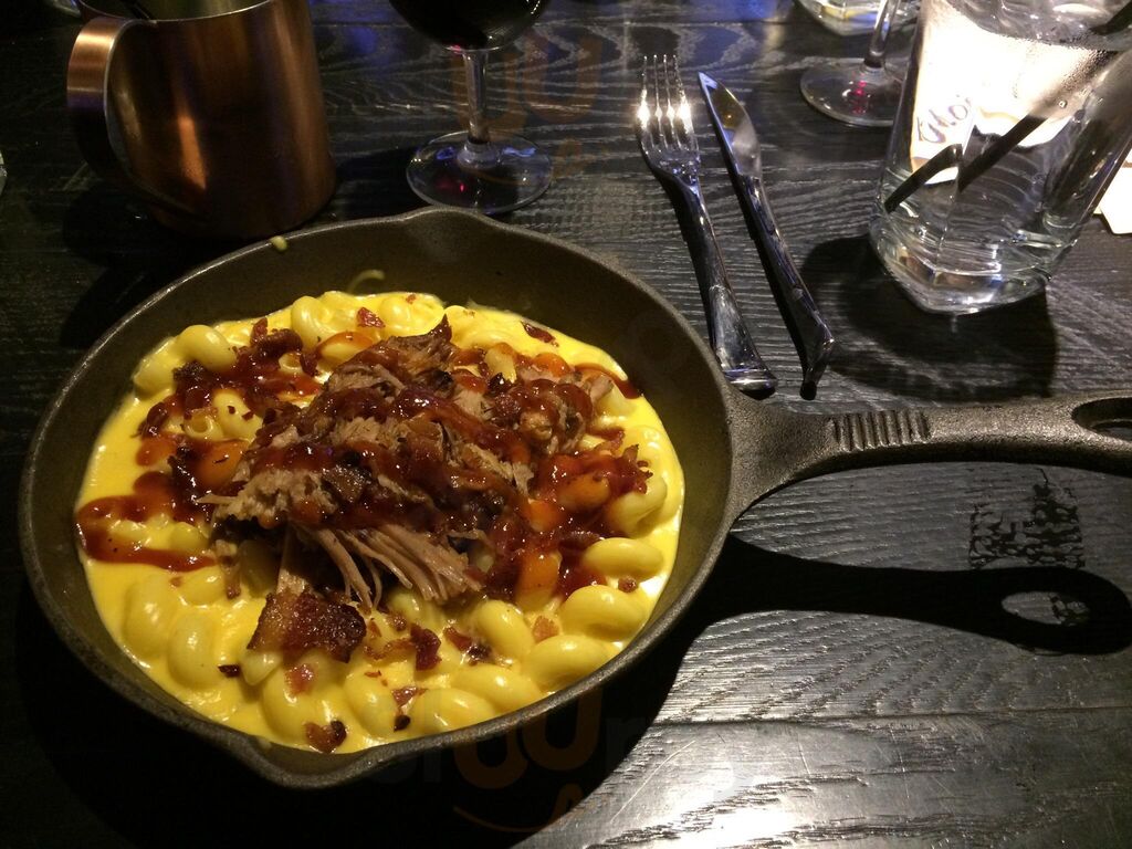 Prohibition Gastro Lounge