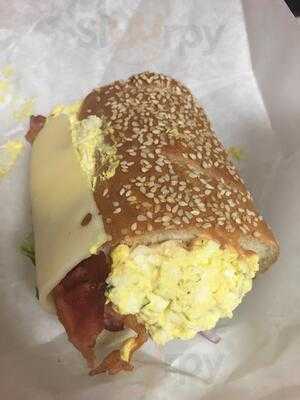 Heidi's Brooklyn Deli