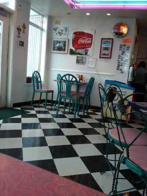 Nifty Fiftys Soda Fountain