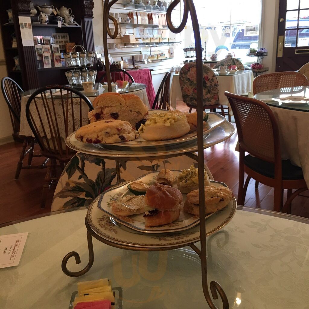 Miss Minerva's Tea Room And Gift Shop
