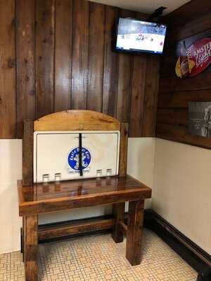 Big Guy's Bbq Roadhouse