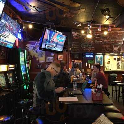 Dick's Bar & Grill