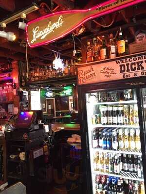 Dick's Bar & Grill