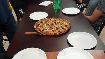 Magoo's California Pizza