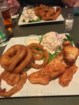 Village Inn Sports Bar, Grill & Pizzeria