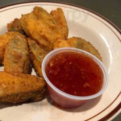 Village Inn Sports Bar, Grill & Pizzeria