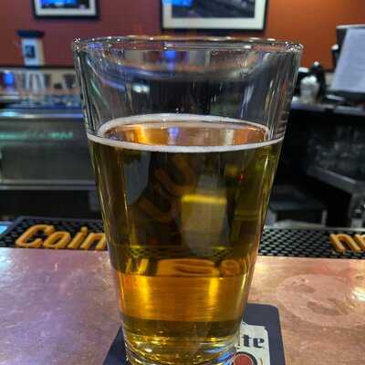 Green Mill Restaurant & Bar