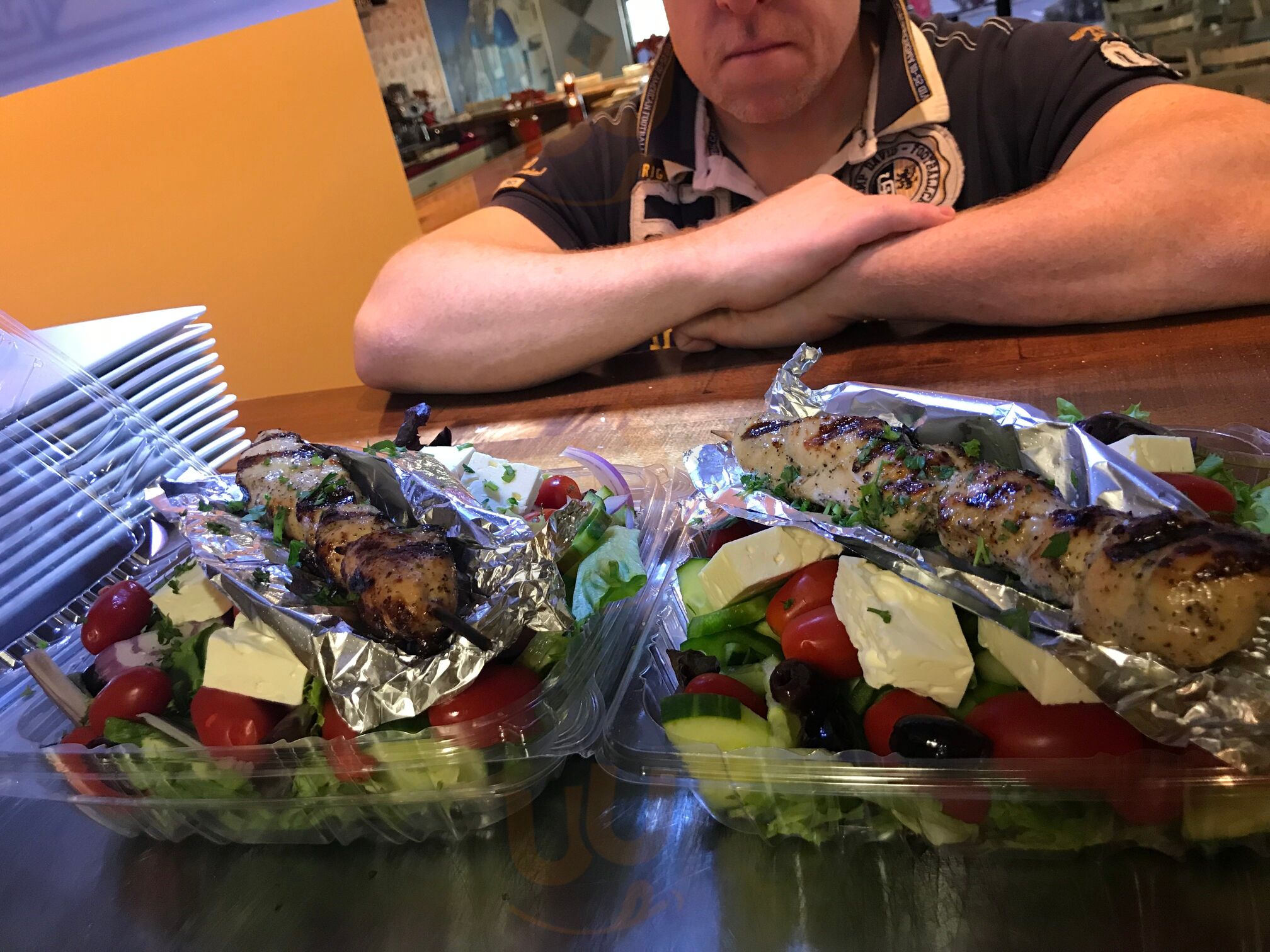 Albana's Taverna