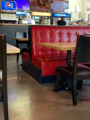 Groovy's Pizza & Grill