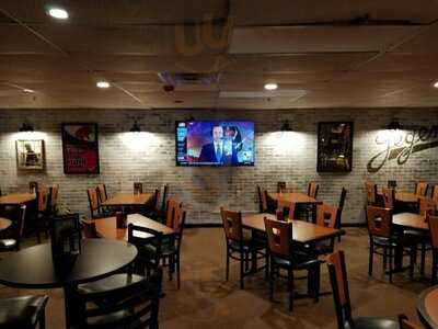 Legends Sports Bar And Grill