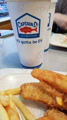 Captain D's