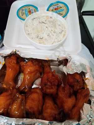 Hot Wings And More