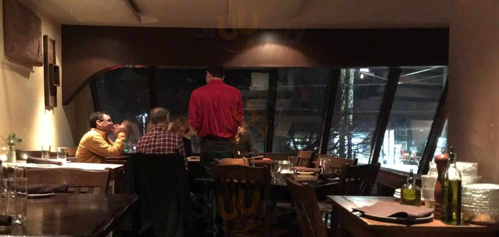 A Tavola Trattoria