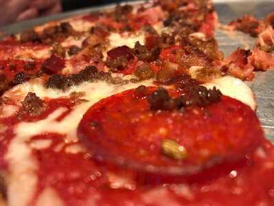 Mellow Mushroom Bristol