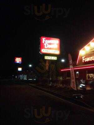 Famous Dave's Bar-b-que