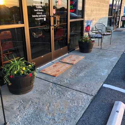 Ladybug Cafe & Cakery