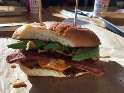 Mooyah Burgers, Fries & Shakes