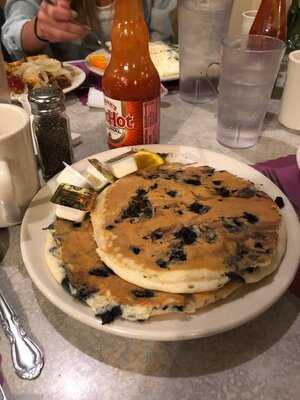 Memo's Restaurant & Catering