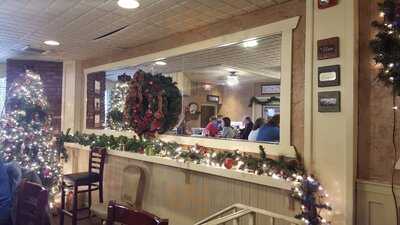 Memo's Restaurant & Catering