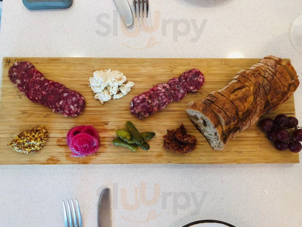 Cork Restaurant & Natural Wine Shop