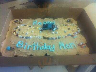 Crystal's Cakes And Cones