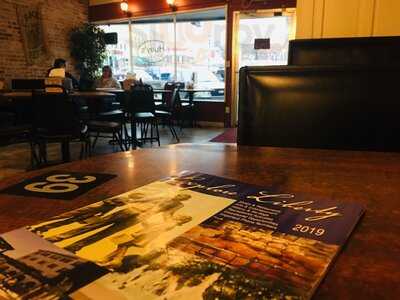 Huey's On The Square