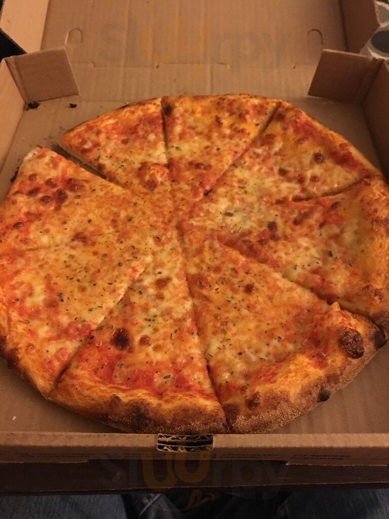 Sabatini Restaurant & Pizzeria