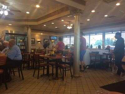 Rochester Diner & Grill