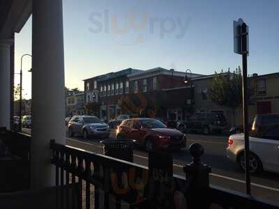 Sully's Irish Pub At The Witherspoon