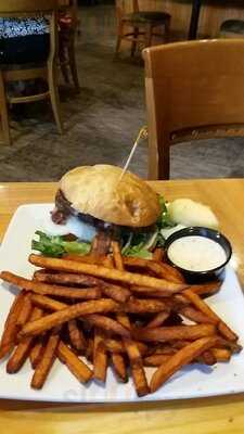 J. J. Hills Fresh Grill