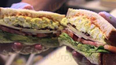 Heidi's Brooklyn Deli